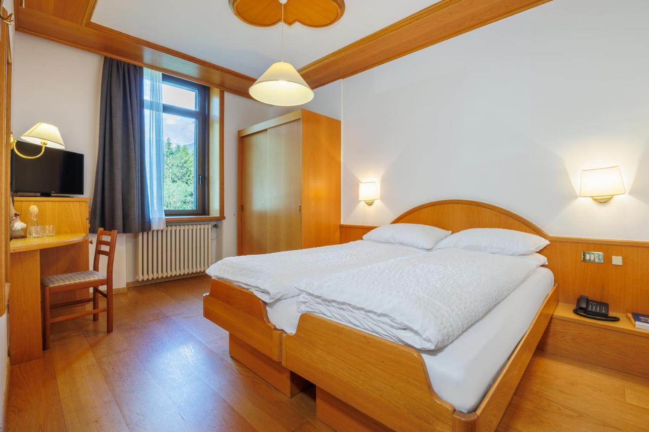 Hotel Vioz Peio Fonti Bagian luar foto