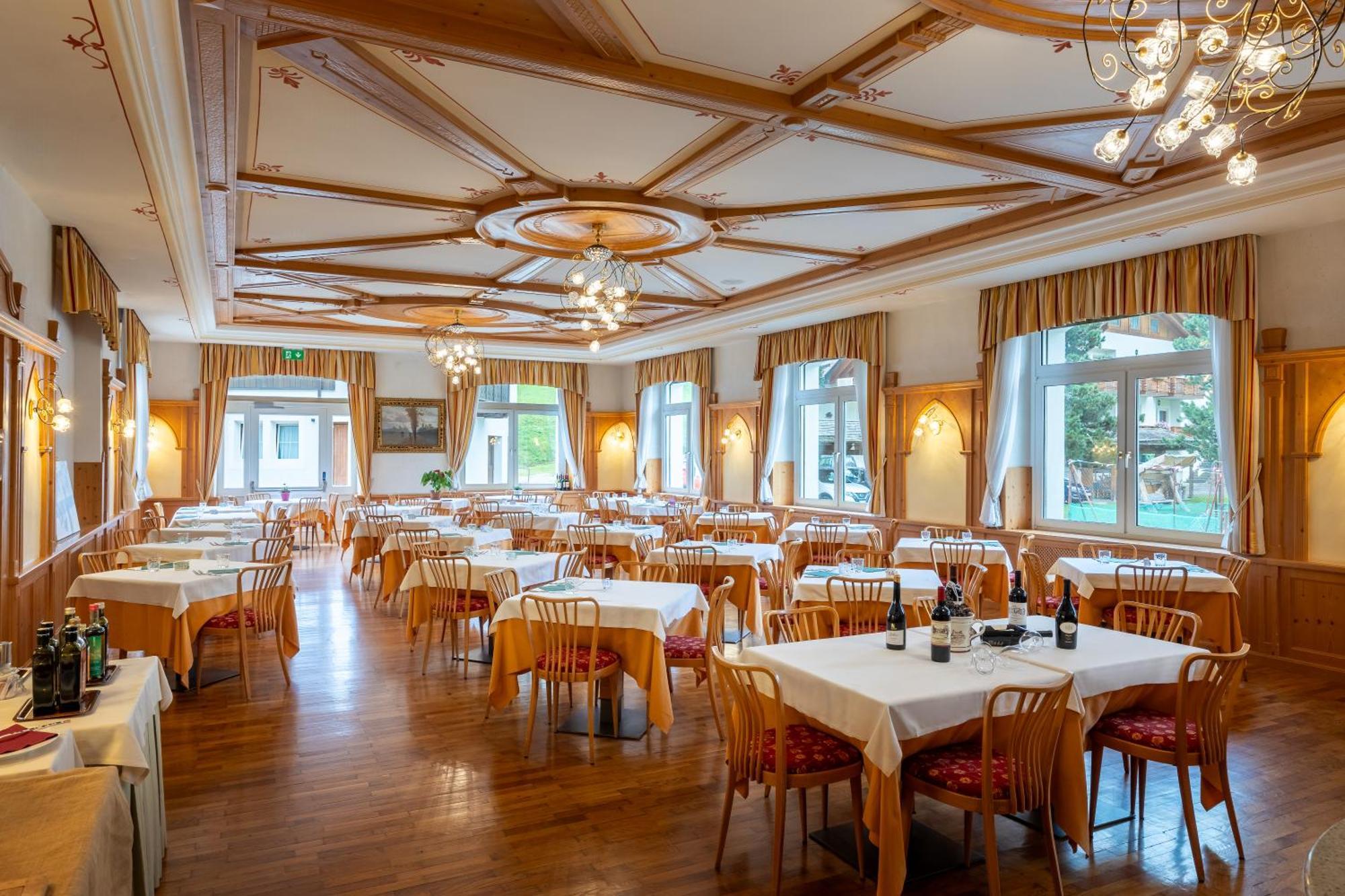 Hotel Vioz Peio Fonti Bagian luar foto