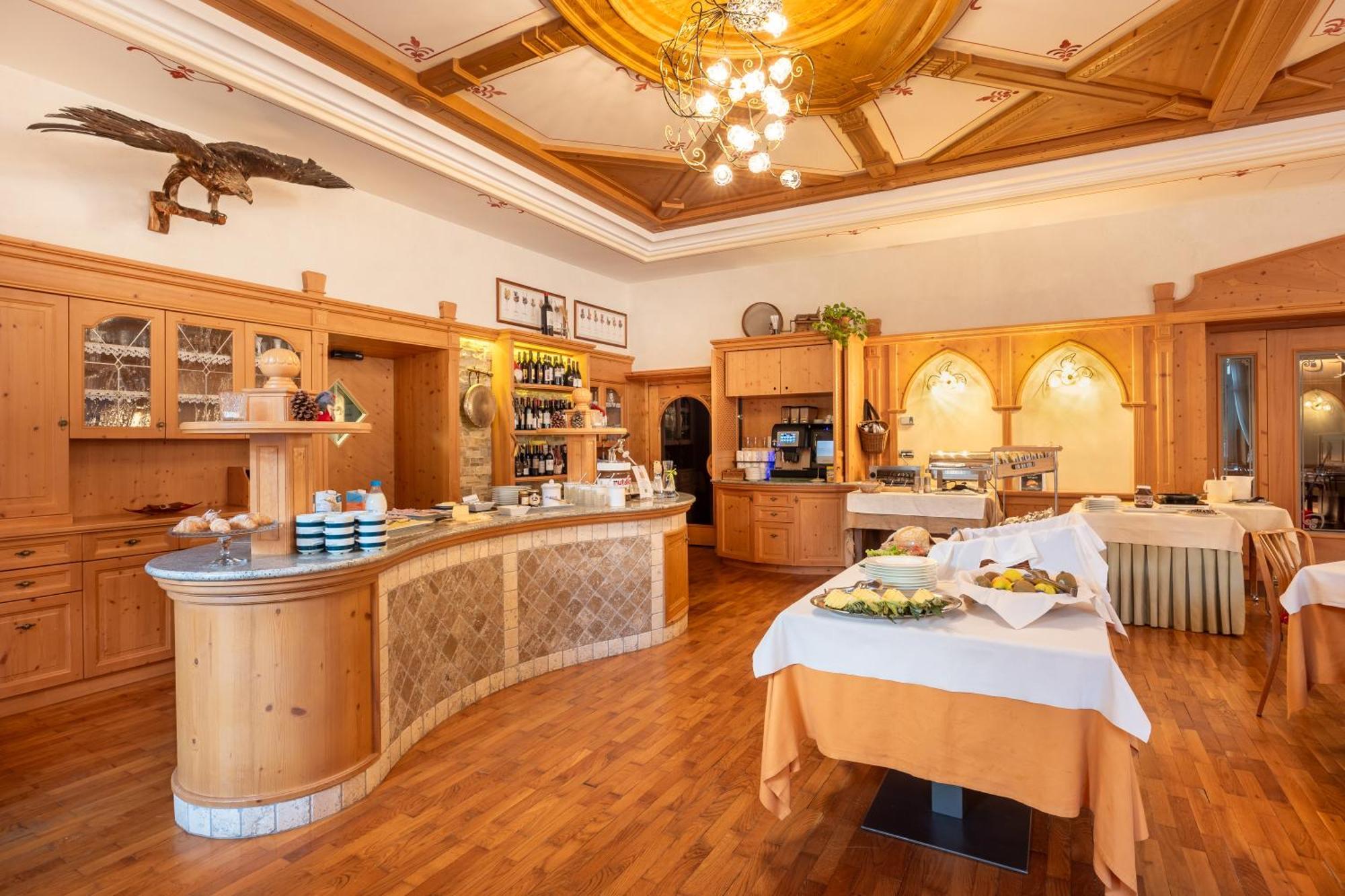 Hotel Vioz Peio Fonti Bagian luar foto